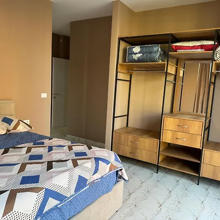 Διαμέρισμα Flat In *